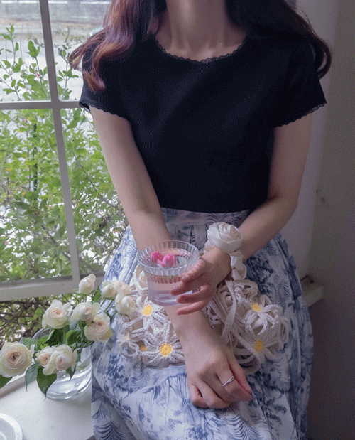 [베스트특가 4천원 할인]MADE LIN 델리아 레이스 포인트 골지 티셔츠[size:F,1]